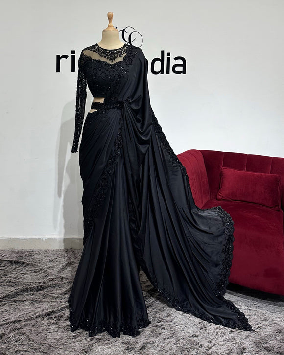 BLACK STICHED SAREE